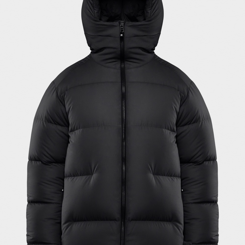ARITZIA SUPER PUFF 1000 CliMATTE